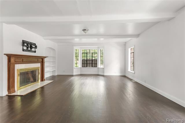 Property Photo: 19510 Stratford Road MI 48221