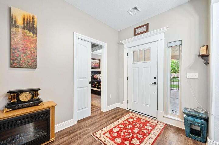 Property Photo: 3810 N Solano KS 67205