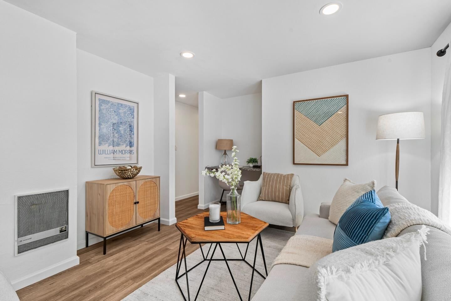 Property Photo: 380 Auburn Way 10 CA 95129