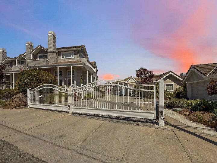 160 Frederick Street  Santa Cruz CA 95062 photo