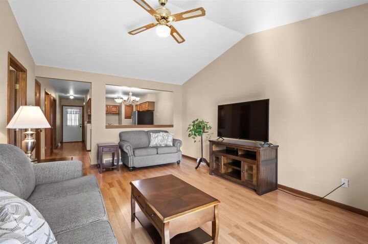 Property Photo: 683 Beechwood Court 2F WI 54971