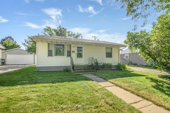 Property Photo:  125 Silver Road  WI 53714 