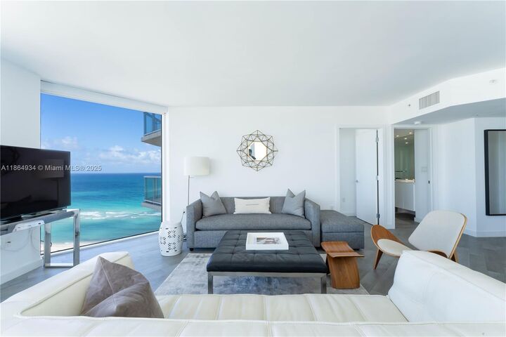 Property Photo: 7330 Ocean Ter 19-D FL 33141