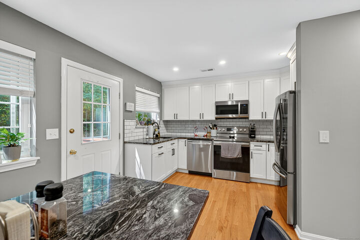 Property Photo:  310 Boston Post Road 86  CT 06385 