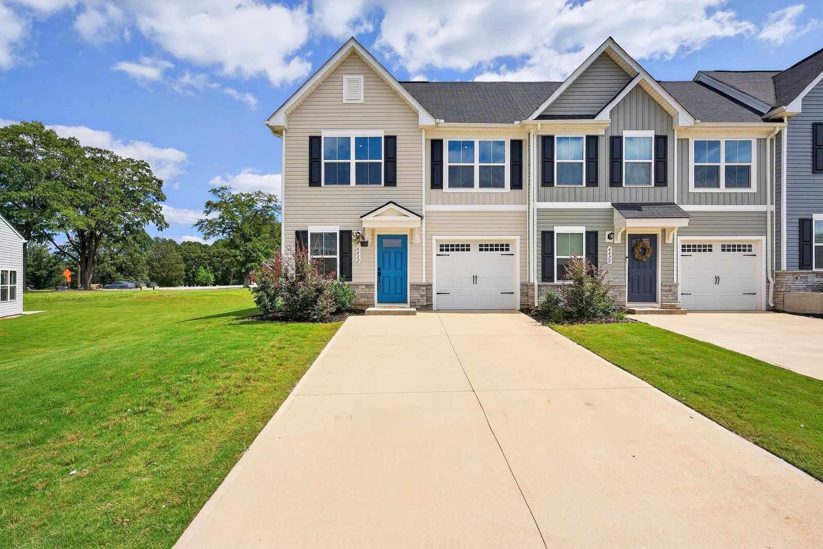 Property Photo: 4432 Duparc Way SC 29307