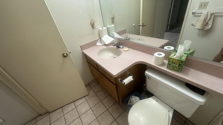 Property Photo:  2400 E Sweet Avenue  CA 93292 