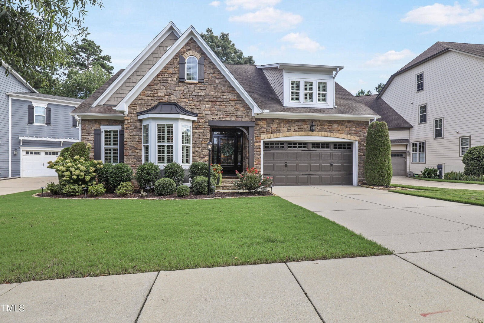 Property Photo: 413 Morning Oaks Drive NC 27540
