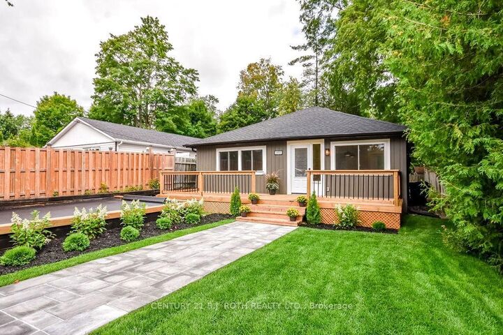 Property Photo:  690 Hastings Avenue  ON L9S 1Z3 
