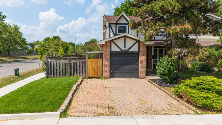 Photo de la propriété: 3045 Driftwood Drive ON L7M 1X8