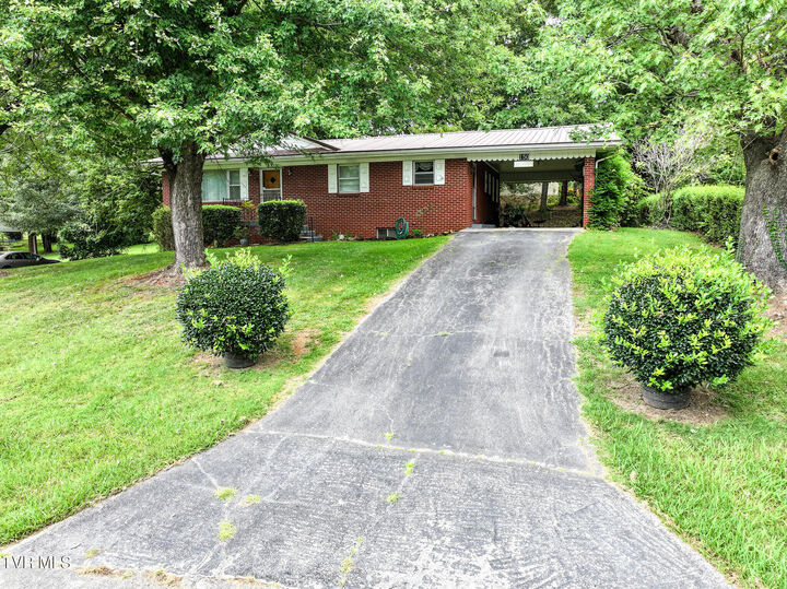 Property Photo:  150 Decatur Street  TN 37743 