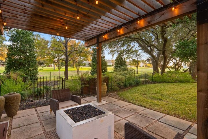 112 White Sands Drive  Lakeway TX 78734 photo