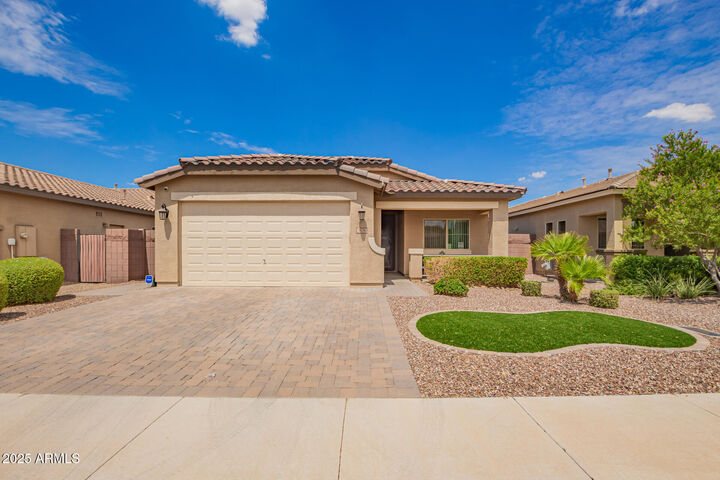 878 W Banyan Avenue  San Tan Valley AZ 85140 photo