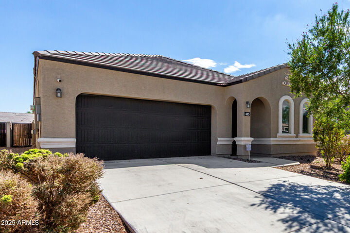 Property Photo: 4885 E Chromium Road AZ 85143