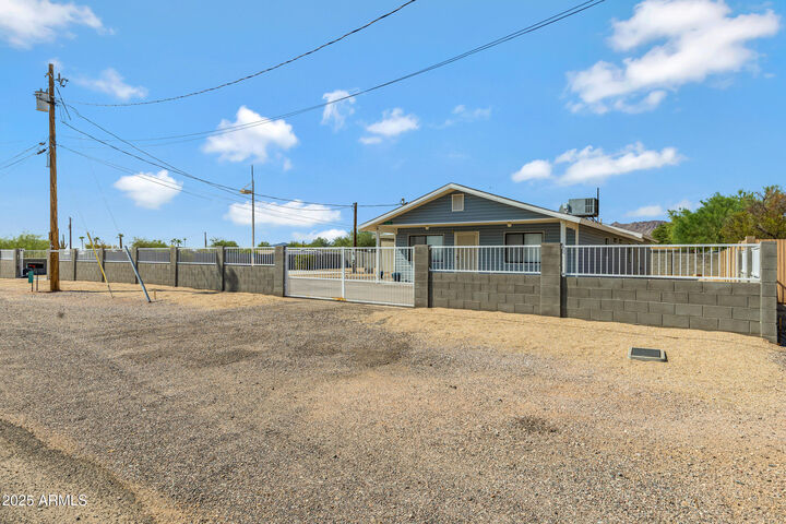 Property Photo: 1274 W Tepee Street AZ 85120