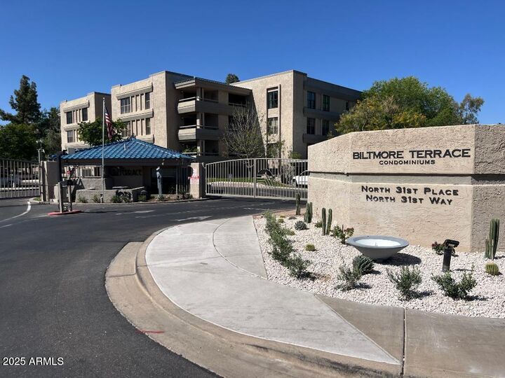 Property Photo: 5110 N 31st Way 317 AZ 85016