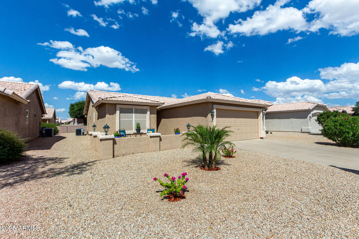 Property Photo:  1472 E Torrey Pines Lane  AZ 85249 