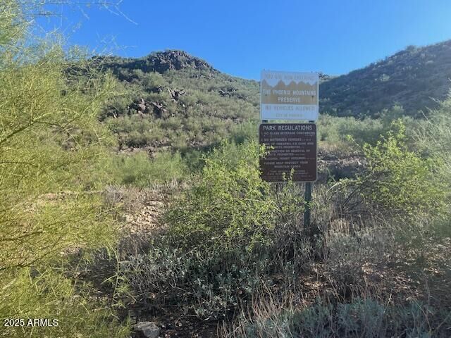 Property Photo: 12810 N 17th Avenue AZ 85029