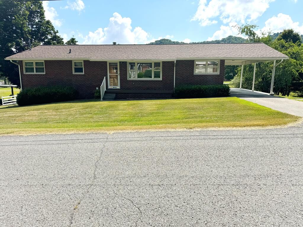 Property Photo: 305 Locust Drive WV 26651