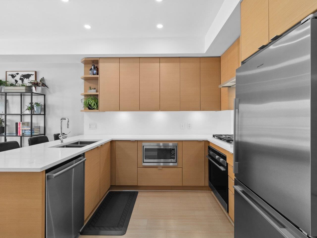 Property Photo: 2528 Collingwood Street 208 BC V6R 0C1