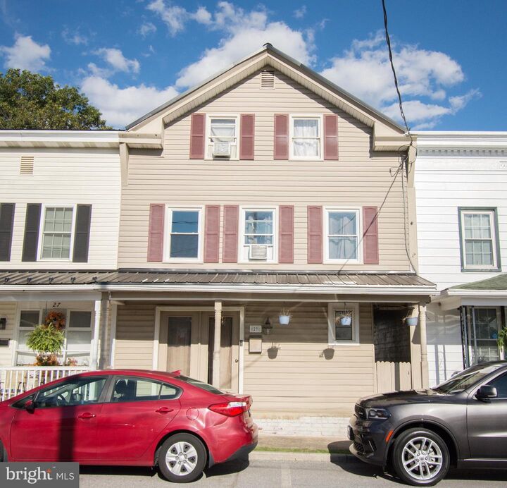 Property Photo: 29 S Vermont Street MD 21795