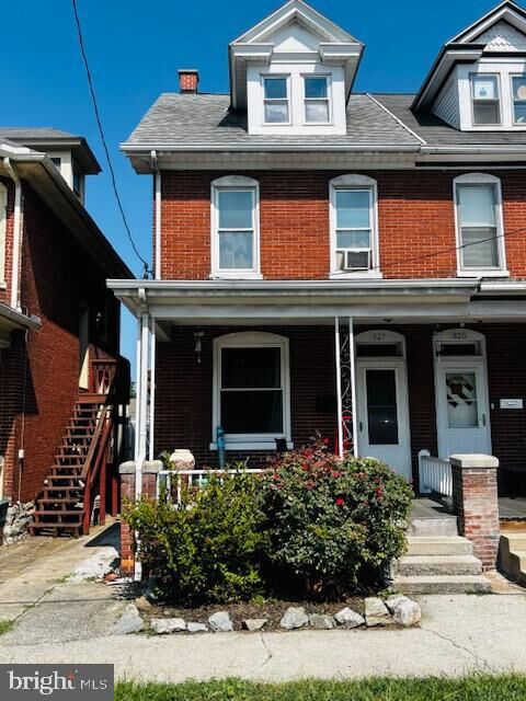 Property Photo:  327 Herman Avenue  PA 17043 