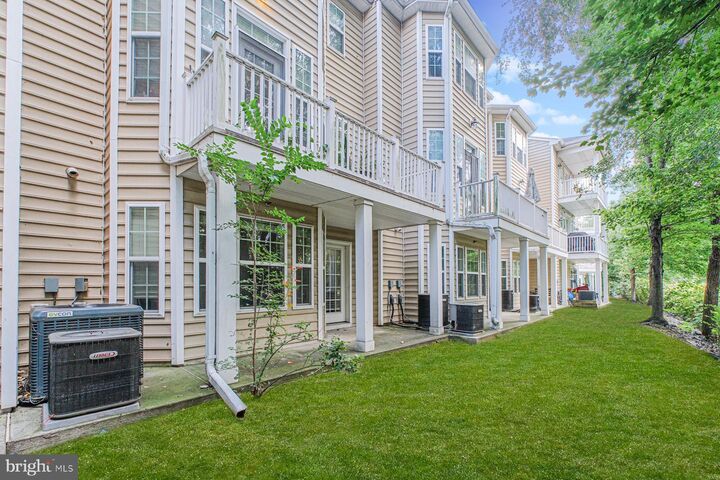 Property Photo: 42 Creekside Court NJ 07094