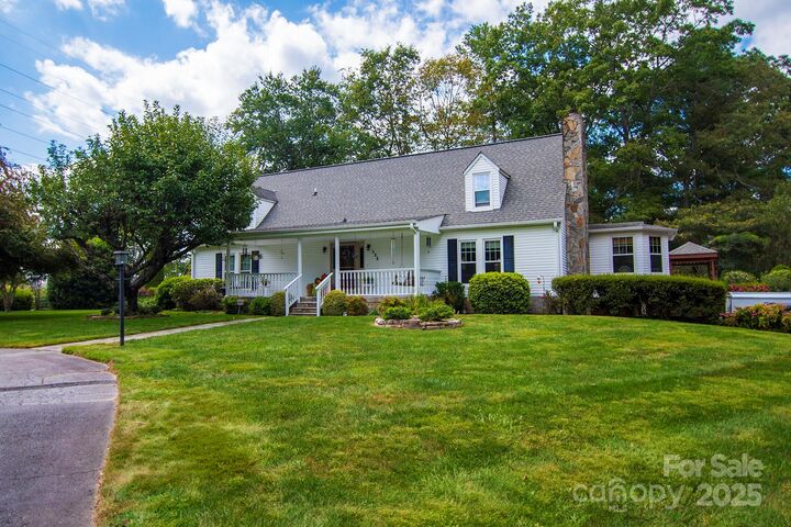 132 Serenity Circle  Hendersonville NC 28792 photo