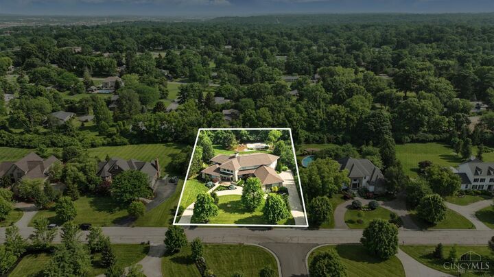 Property Photo:  3275 Legacy Trace  OH 45237