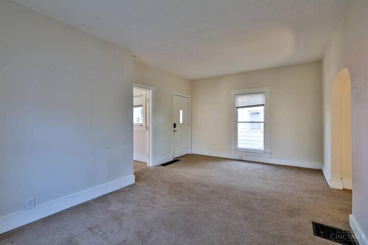 Property Photo: 21 S Buckles Avenue OH 45335