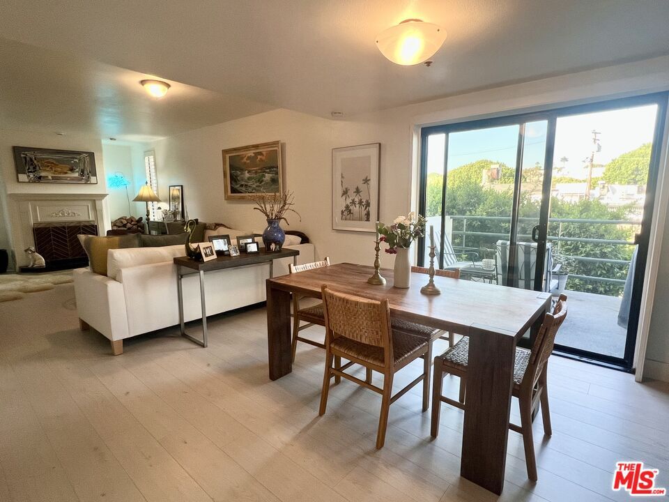 Property Photo:  2950 Neilson Way  CA 90405 
