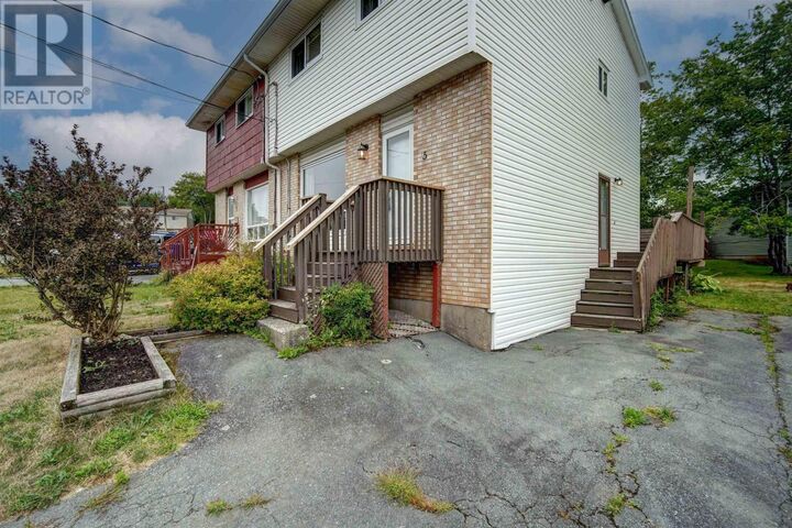 Property Photo: 5 Greely Court NS B2W 4Y1
