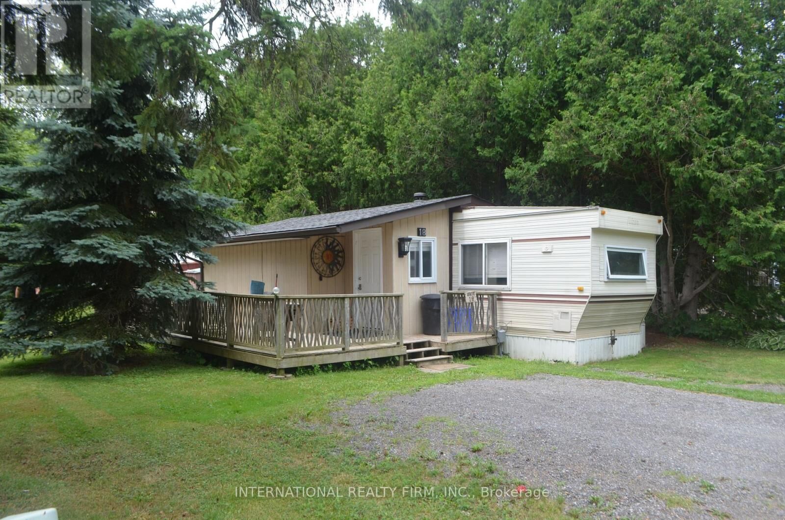 Photo de la propriété:  623 King Avenue East 18  ON L1B 1K7 