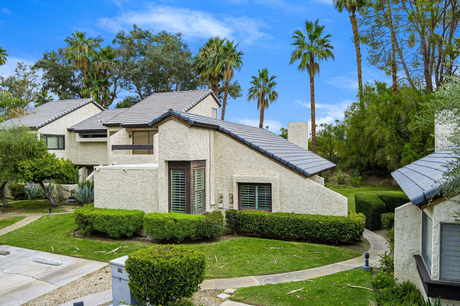Property Photo:  47 Portola Drive  CA 92264 