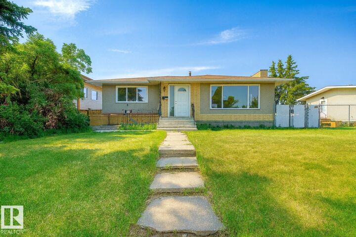 8911 132 Avenue NW  Edmonton AB T5X 0X9 photo