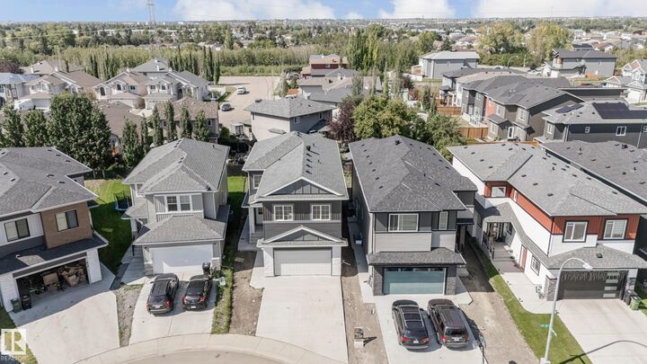 Property Photo: 15012 15 Street NW AB T5Y 3J1