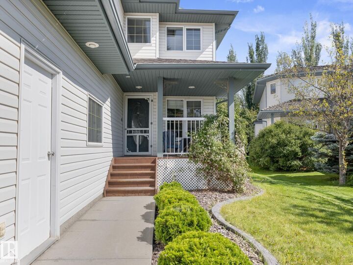 Property Photo:  4 Rochelle Court  AB T4X 1L5 