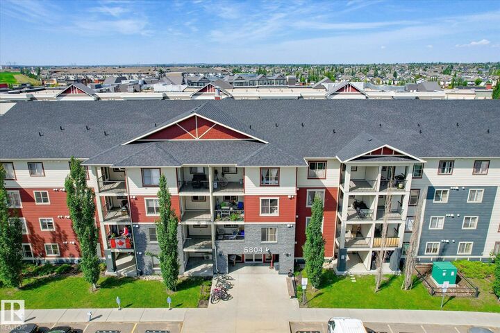 Property Photo: 5804 Mullen Place NW 204 AB T6R 0W3