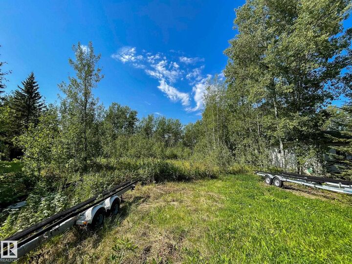 Property Photo: 612 6th Street Norris Beach AB T0C 2V0
