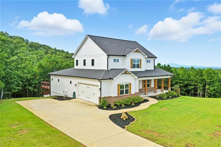 Property Photo: 548 Stoneledge Road GA 30143