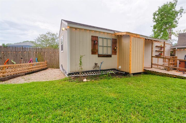 Property Photo:  6951 Leandra Drive  TX 77083 