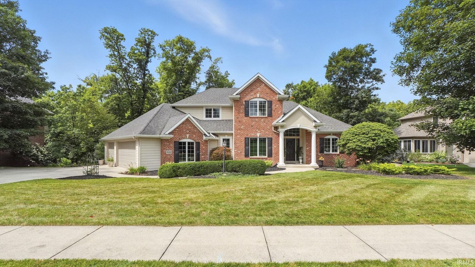 Property Photo:  202 Royal Crest Drive  IN 46814 