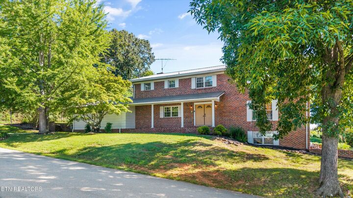 Property Photo:  201 Highland Circle  TN 37772 
