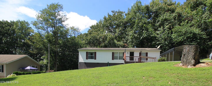 Property Photo: 239 Skyline Drive TN 37748