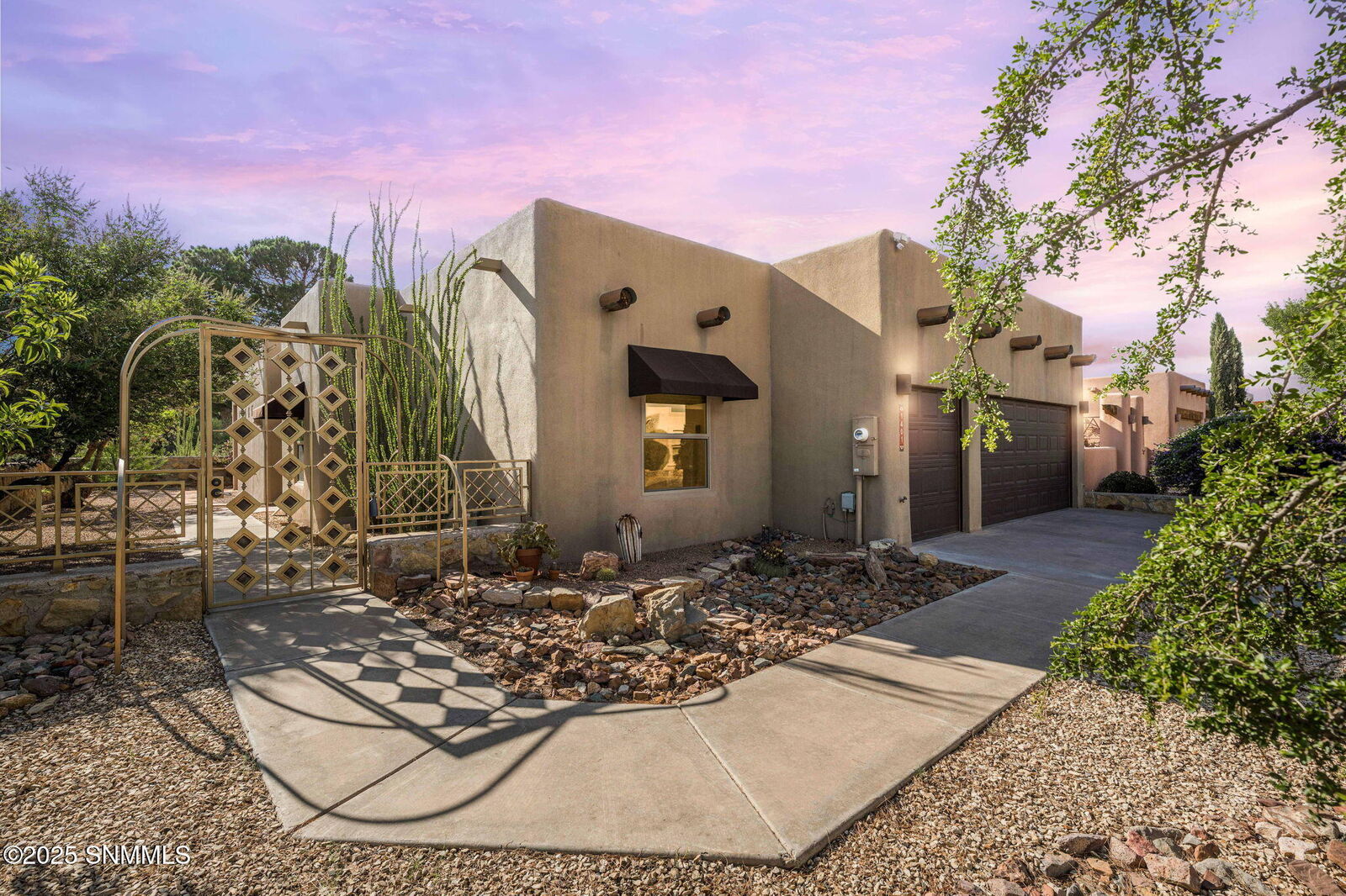 Property Photo:  1401 Fairway Village Drive  NM 88007 