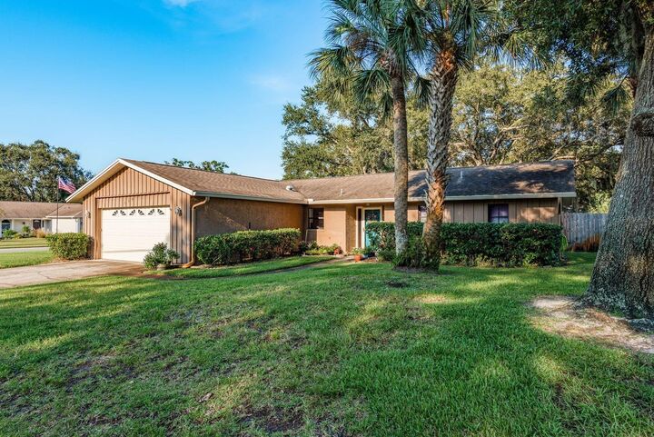 Property Photo: 350 19th Street FL 34683