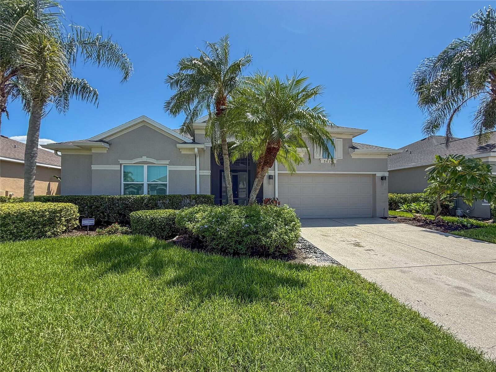 Property Photo: 5614 52nd Avenue W FL 34210