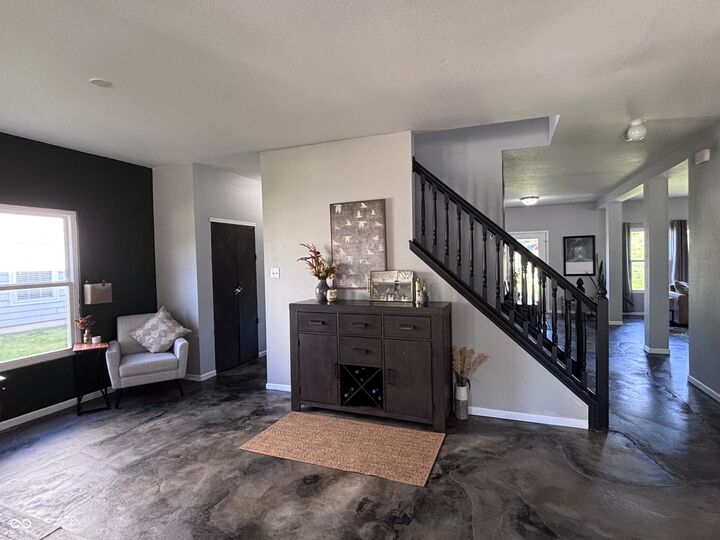 Property Photo:  2265 Hampton Drive  IN 46131 