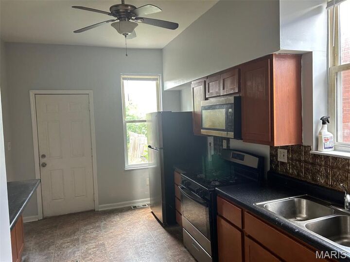 Property Photo: 4636 Saint Ferdinand Avenue MO 63113