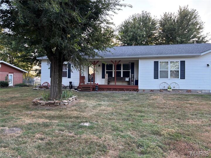 Property Photo: 301 N Belle Avenue MO 65013
