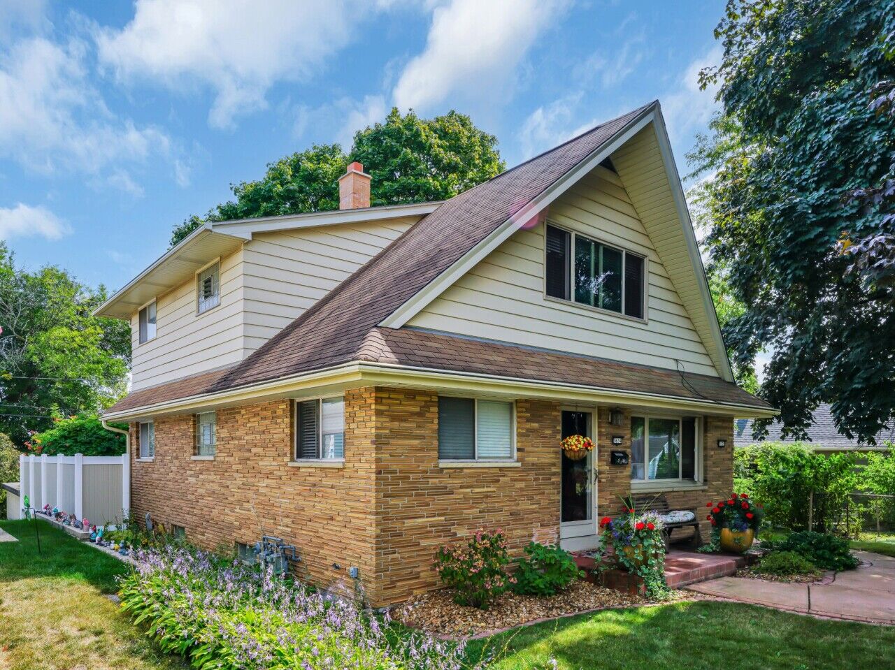 Property Photo:  3634 S 34th St 3636  WI 53221 